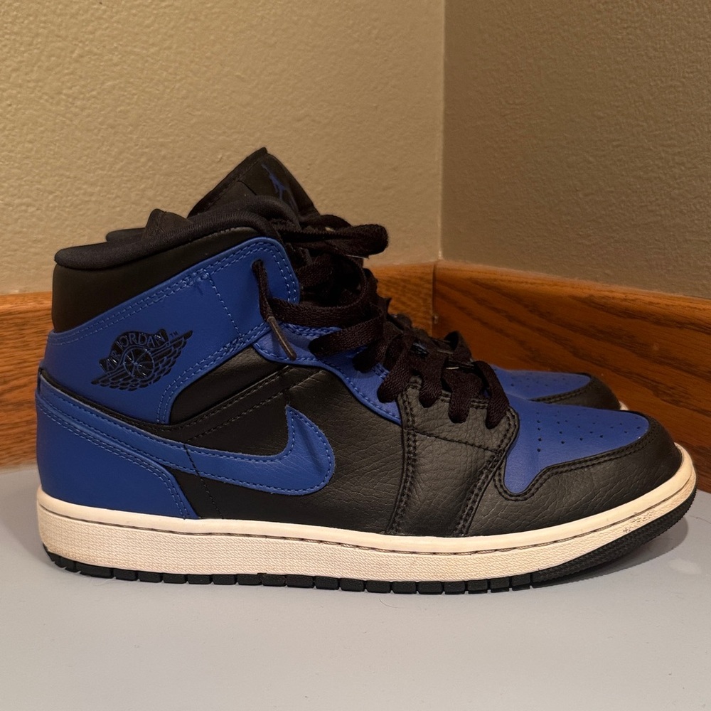 Nike Jordan 1 Mid Hyper Royal men’s 8.5